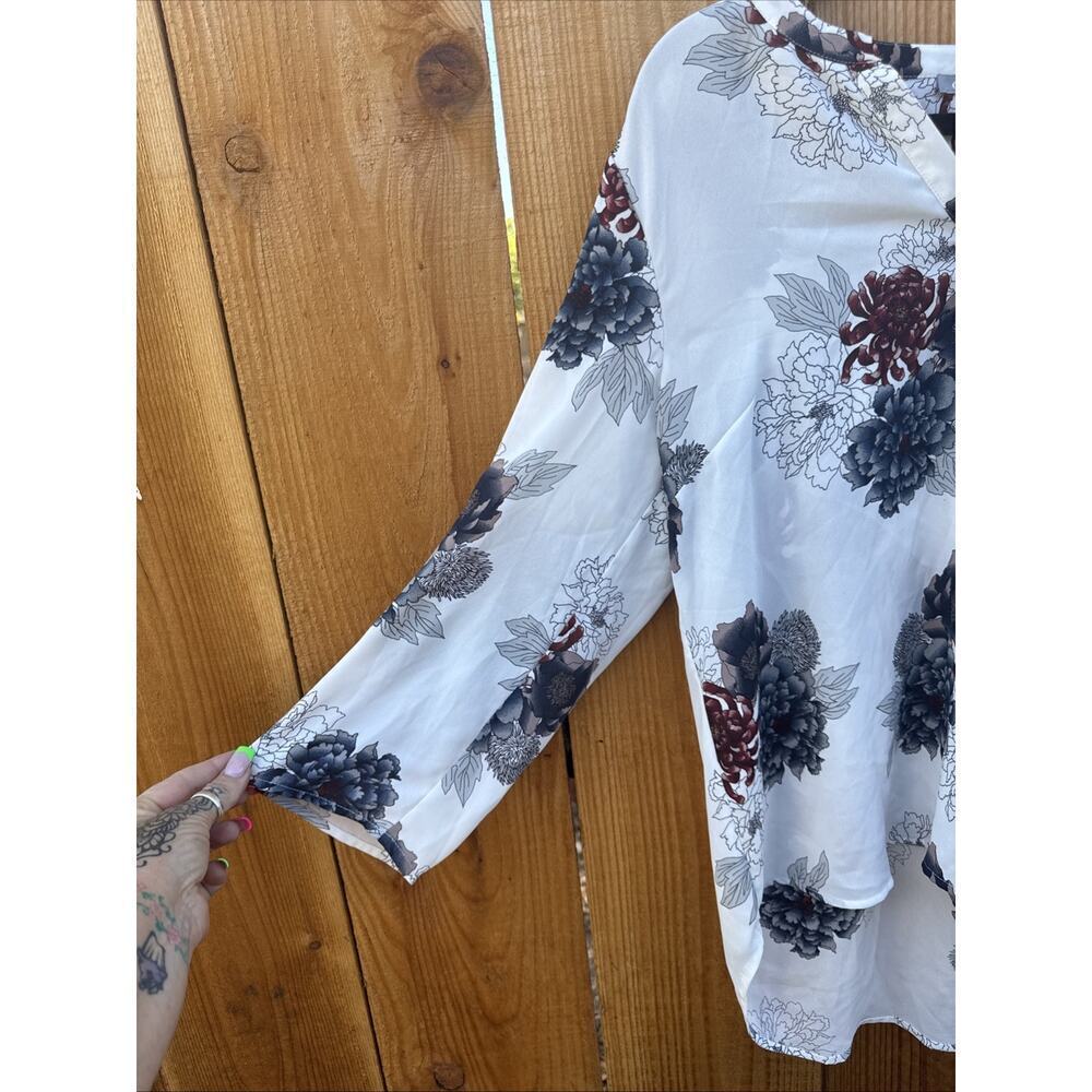 Daniel Rainn Womens Red and Blue Floral 3/4 Sleeve Relaxed Bohemian Blouse Sz L - Picture 5 of 12